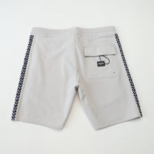 Load image into Gallery viewer, Billabong Board Shorts for Men Swim Shorts - 16.5"/1 Pocket A90019
