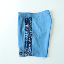 Load image into Gallery viewer, Billabong Board Shorts for Men Swim Shorts - 16.5"/1 Pocket A90029