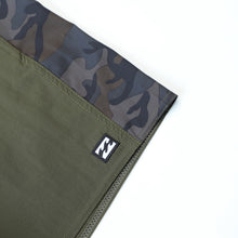 Load image into Gallery viewer, Billabong Board Shorts for Men Swim Shorts - 16.5"/1 Pocket A90017