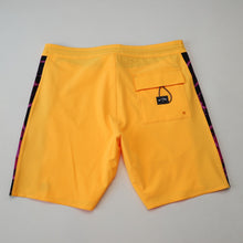 Load image into Gallery viewer, Billabong Board Shorts for Men Swim Shorts - 16.5"/1 Pocket A90022