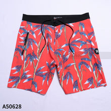 Load image into Gallery viewer, Hurley Phantom Board Shorts for Men Swim Shorts Lenght 17'' Size 32